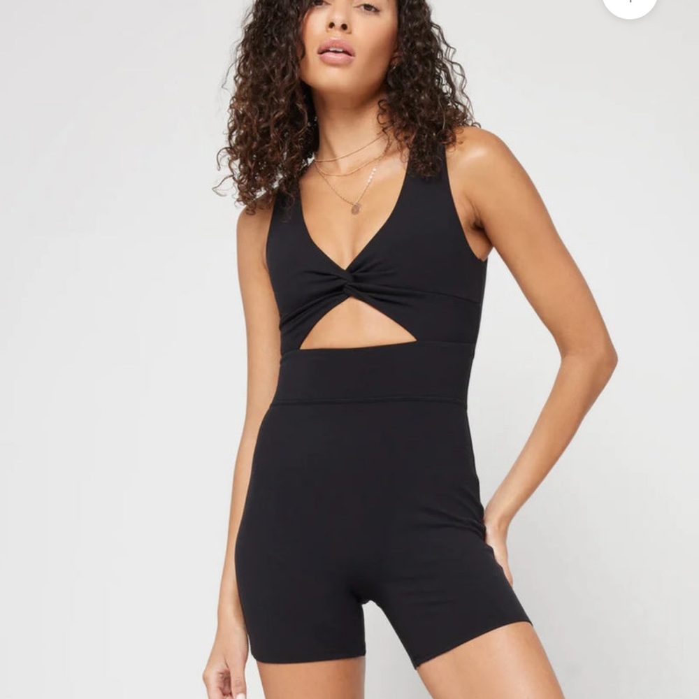 L*space half twist jumper nwt